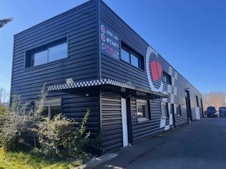 Bureau dans Montrabé à louer - Photo du bâtiment - Image 2 de 19