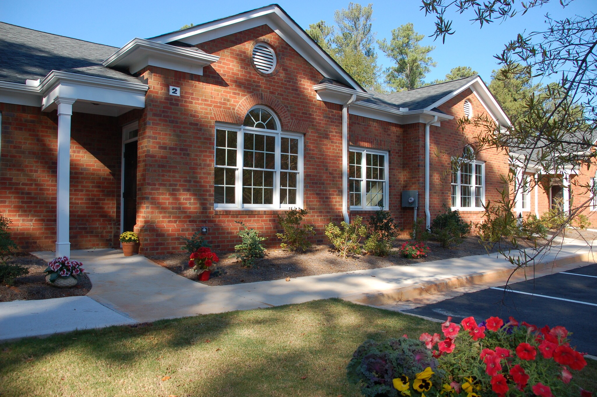 2255 Sewell Mill Rd, Marietta, GA for sale Building Photo- Image 1 of 1