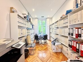 Office in Madrid, Madrid for lease Interior Photo- Image 2 of 8