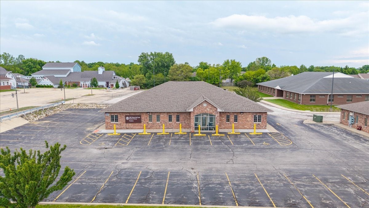 3322 W Willow Knolls Rd, Peoria, IL for sale Building Photo- Image 1 of 24