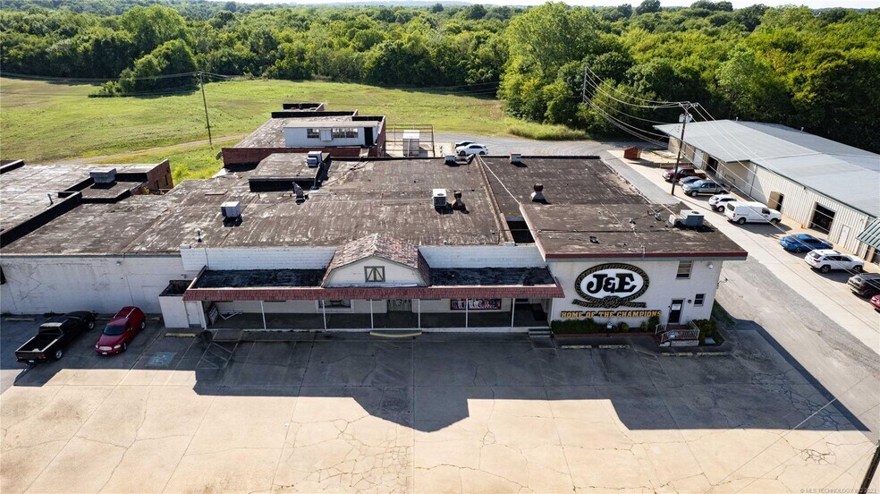 1509 N Main St, Muskogee, OK à vendre - Photo du bâtiment - Image 2 de 24