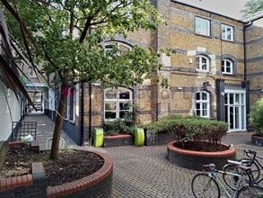 142-144 Liverpool Rd, London for lease Building Photo- Image 2 of 11