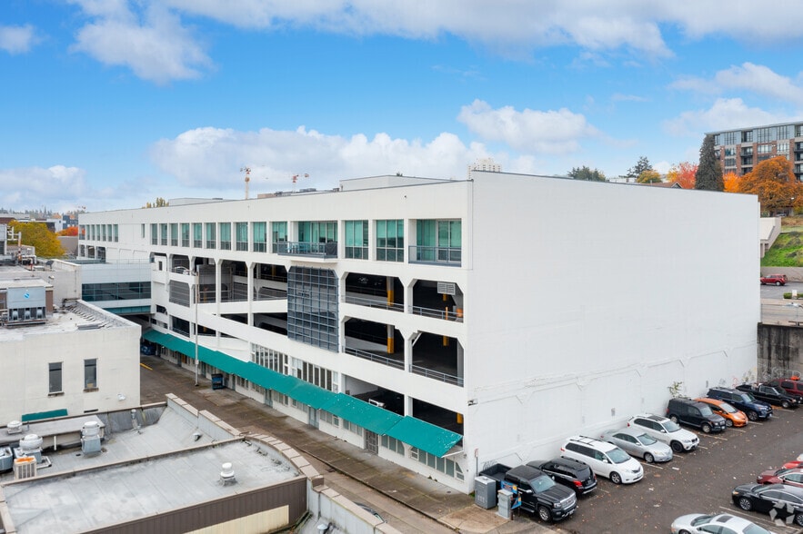 1149 Market St, Tacoma, WA à louer - Photo du bâtiment - Image 3 de 4