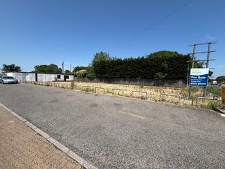 Plus de détails pour 25 Grove Rd, Woodbridge - Commerce de détail à vendre