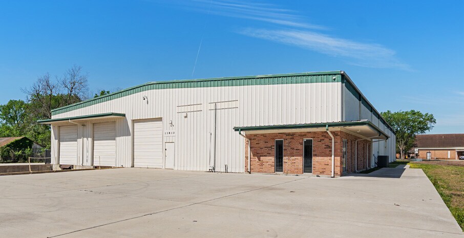 13810 Ambrose, Houston, TX à vendre - Photo du bâtiment - Image 2 de 7