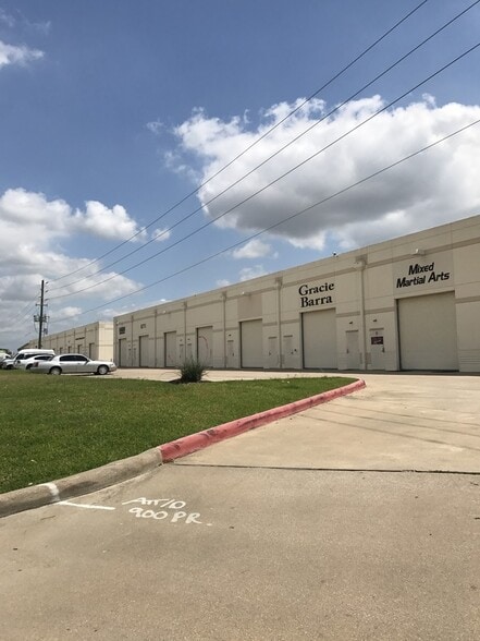 21732 Provincial Blvd, Katy, TX for sale - Building Photo - Image 3 of 12