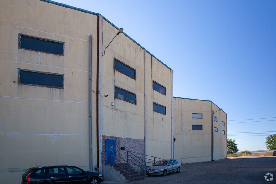 18 Calle Monte Naranco, Seseña, Toledo à vendre - Photo du bâtiment - Image 3 de 3