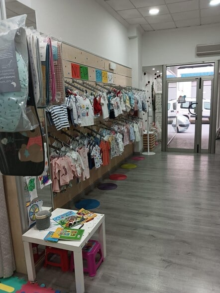 Retail in Aspe, Alicante for sale - Interior Photo - Image 3 of 6