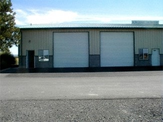 Plus de détails pour 2675 SW High Desert Dr, Prineville, OR - Industriel à louer