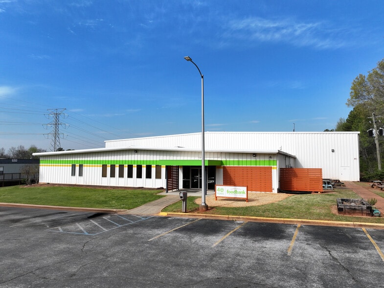 107 Walter Davis Dr, Birmingham, AL for sale - Building Photo - Image 2 of 13