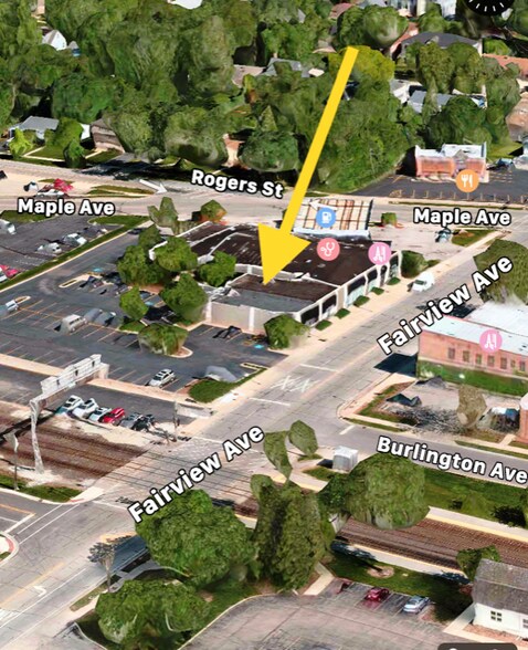 5008-5018 Fairview Ave, Downers Grove, IL à louer - Photo du bâtiment - Image 3 de 7