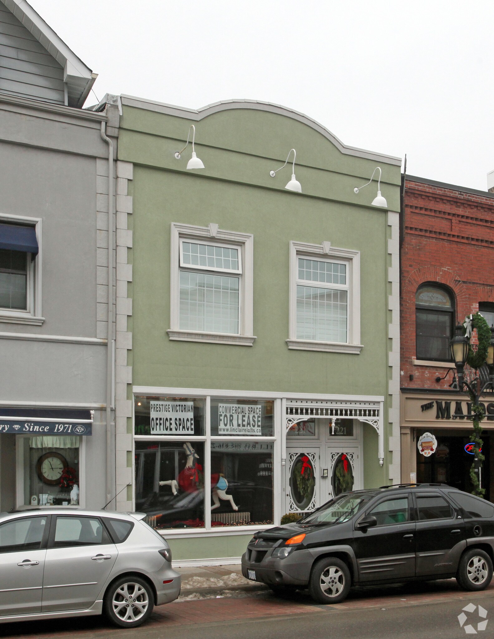 221 Main St S, Newmarket, ON à vendre Photo principale- Image 1 de 1