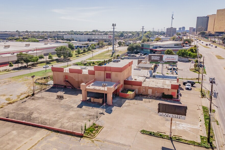 6818-6826 Greenville Ave, Dallas, TX à vendre - Photo du bâtiment - Image 2 de 12