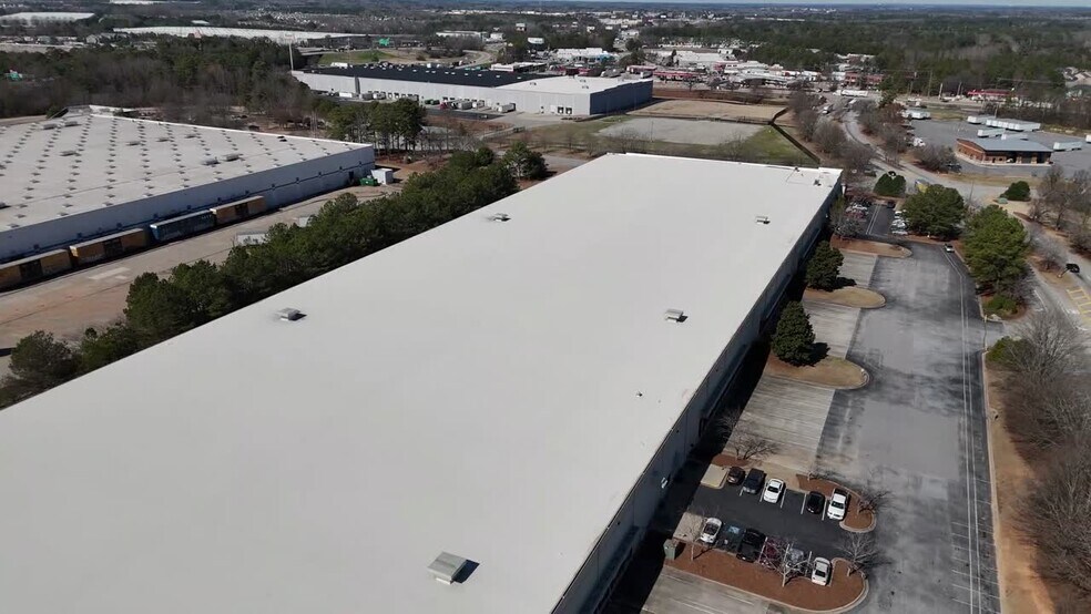 90 King Mill Rd, McDonough, GA à louer - Vidéo sur l’inscription commerciale - Image 2 de 15