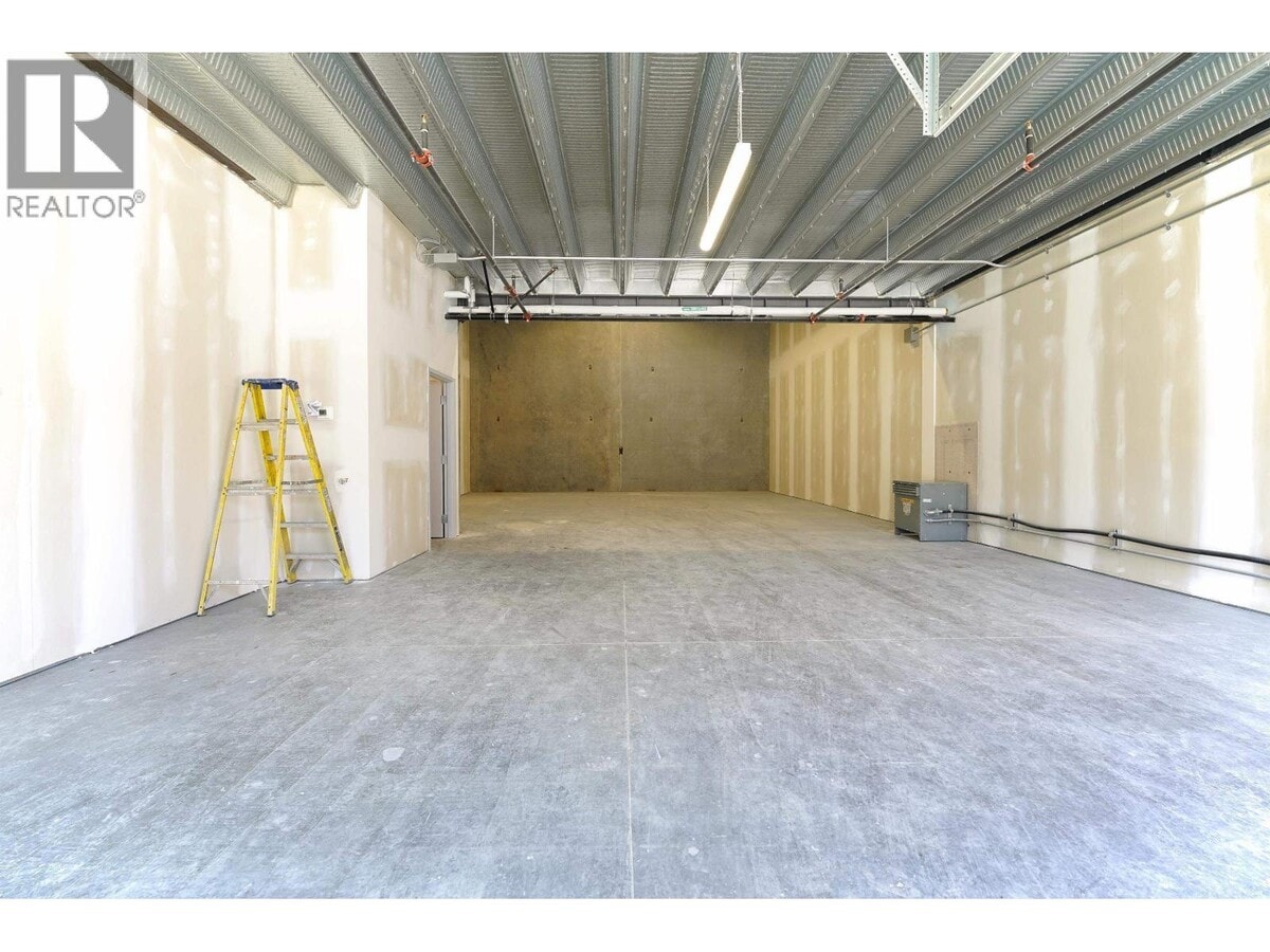 12128 Horseshoe Way, Richmond, BC V7A 4V5 - Unit 175 - - Interior Photo - Image 2 of 5