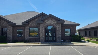1628 Elk Creek Dr, Idaho Falls, ID for lease Interior Photo- Image 1 of 6