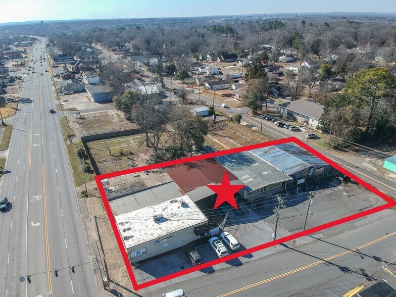 1907 24th St, Northport, AL à vendre - Photo principale - Image 1 de 12