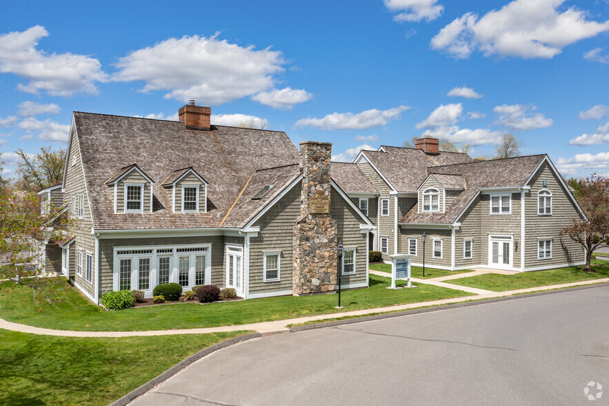 900 Main St S, Southbury, CT à vendre - Photo du bâtiment - Image 1 de 1