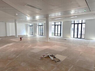 Plus de détails pour 39 Rue Washington, Paris - Bureau à louer