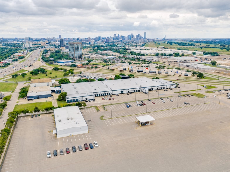 3191 Commonwealth Dr, Dallas, TX for sale - Aerial - Image 2 of 8