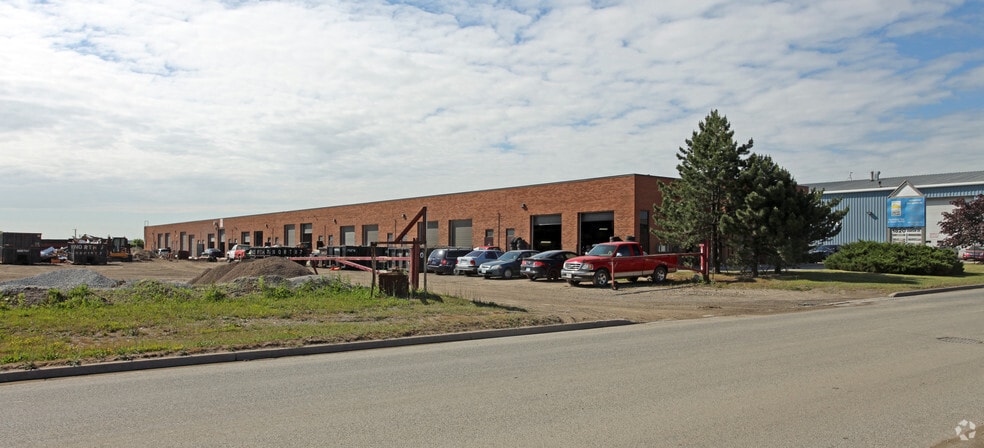 1820 Shawson Dr, Mississauga, ON for lease - Building Photo - Image 3 of 6