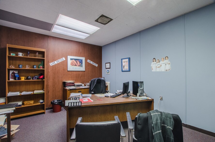 35 N Park St, Mansfield, OH à vendre - Photo du bâtiment - Image 3 de 45