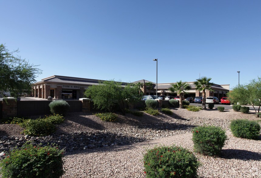 139 W Cottonwood Ln, Casa Grande, AZ à vendre - Photo du bâtiment - Image 3 de 7