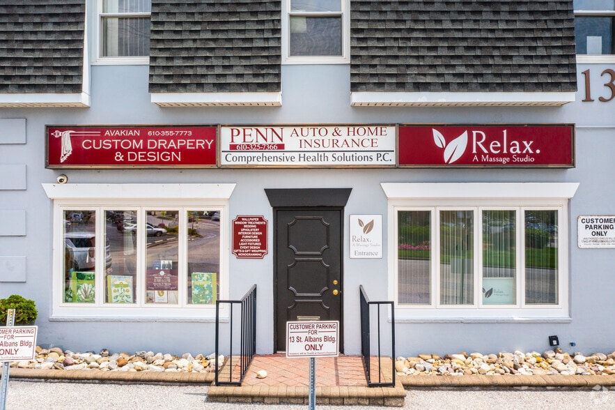 13 St. Albans Cir, Newtown Square, PA à louer - Photo du bâtiment - Image 3 de 9