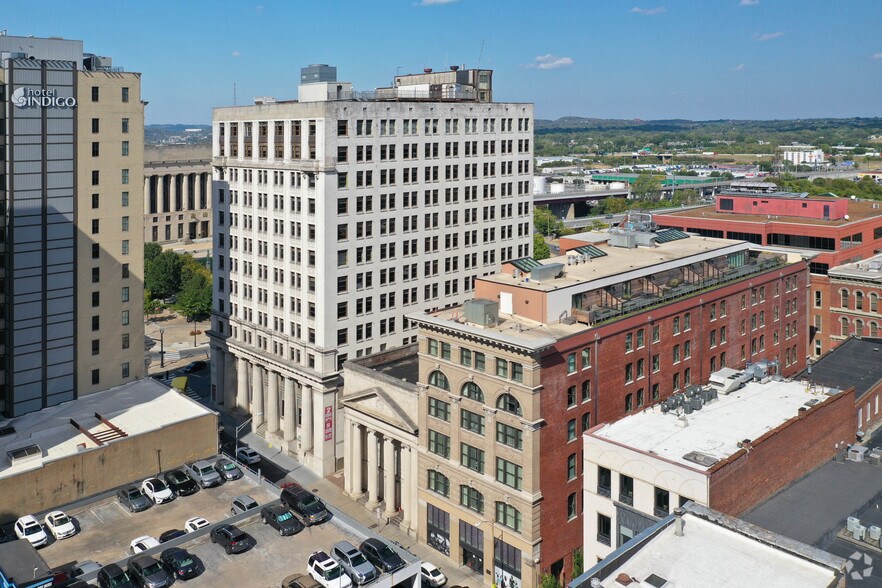 211 Union St, Nashville, TN à louer - Photo du bâtiment - Image 2 de 6