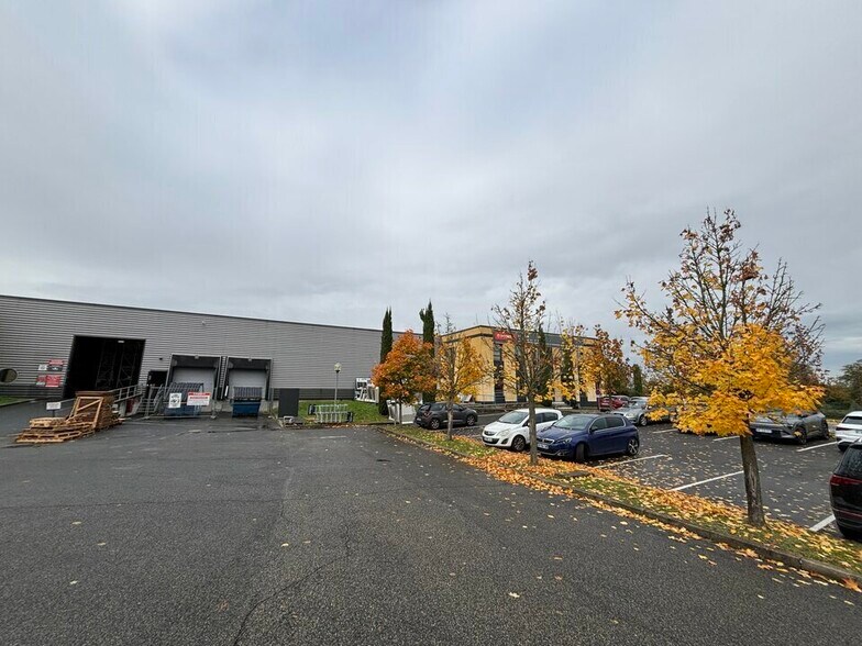 109 Impasse De Chavanne, Arnas à louer - Photo du bâtiment - Image 1 de 15