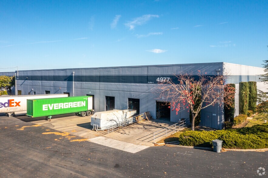 4977 Allison Pky, Vacaville, CA for lease - Building Photo - Image 2 of 2