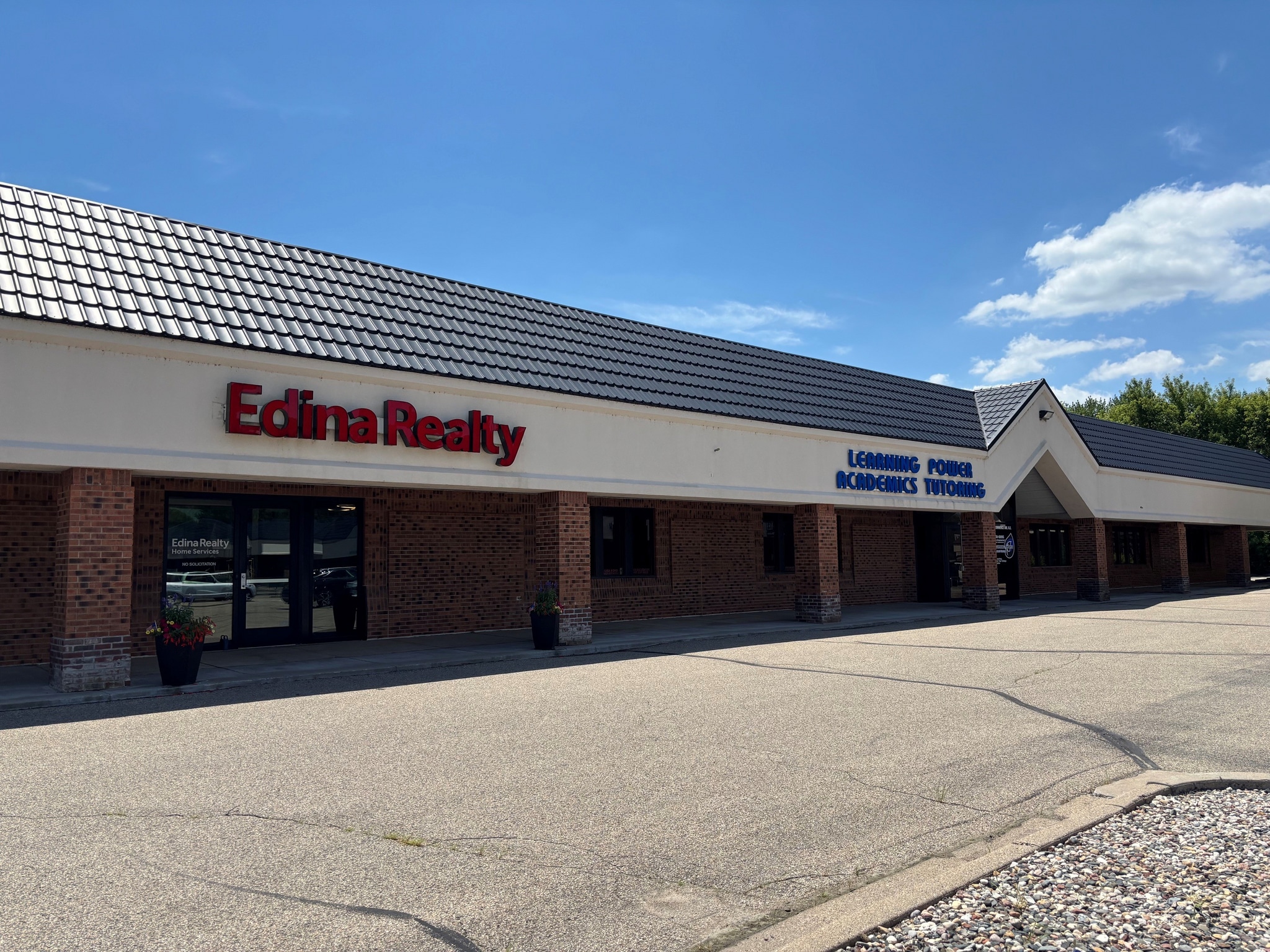 14198 Commerce Ave NE, Prior Lake, MN for lease Building Photo- Image 1 of 2