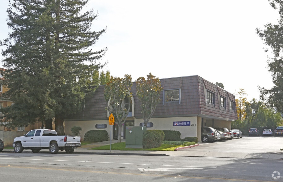 2190 Stokes St, San Jose, CA à vendre - Photo du bâtiment - Image 1 de 10