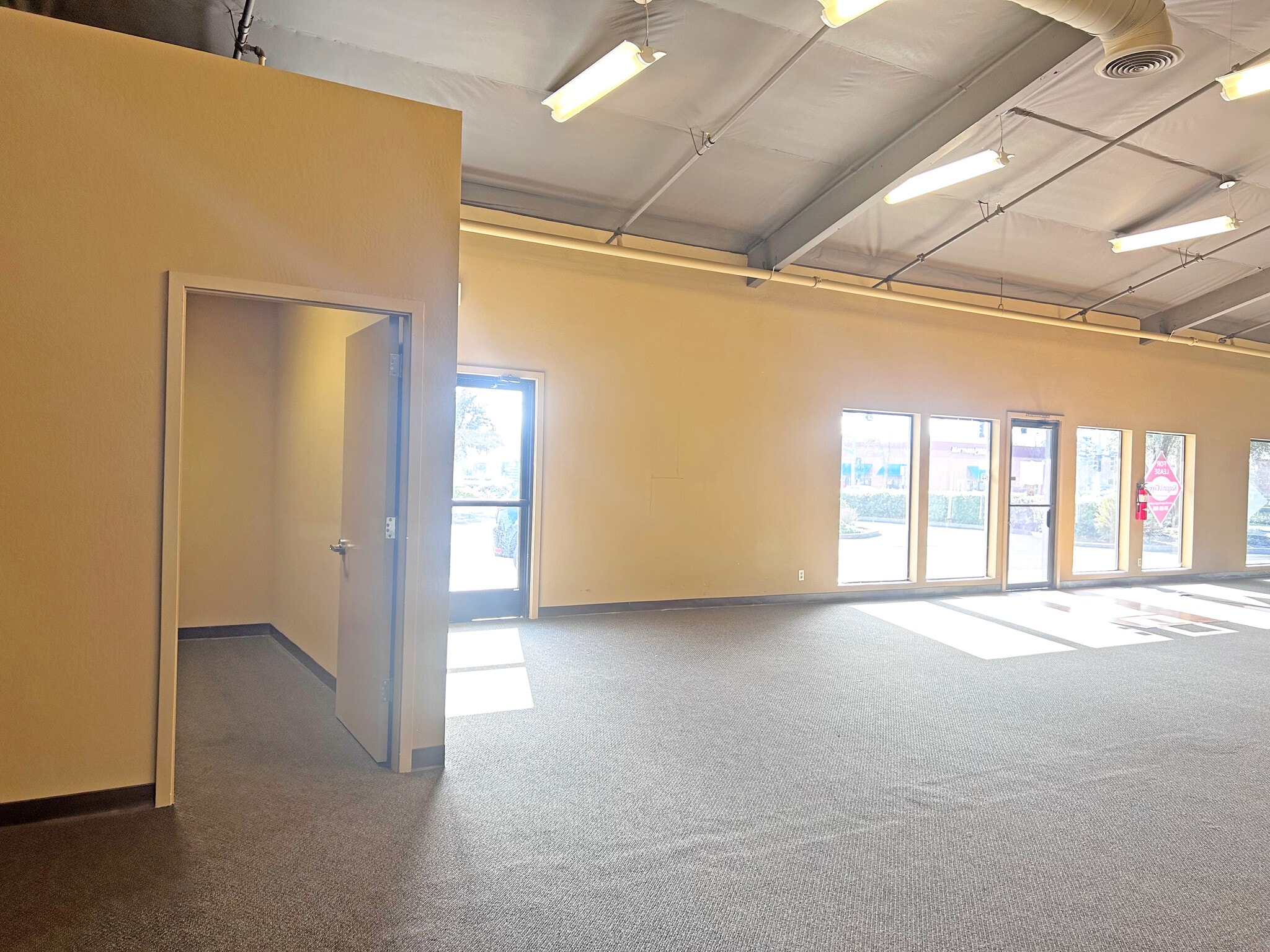 2770 Santa Rosa Ave, Santa Rosa, CA à louer Photo intérieure- Image 1 de 4