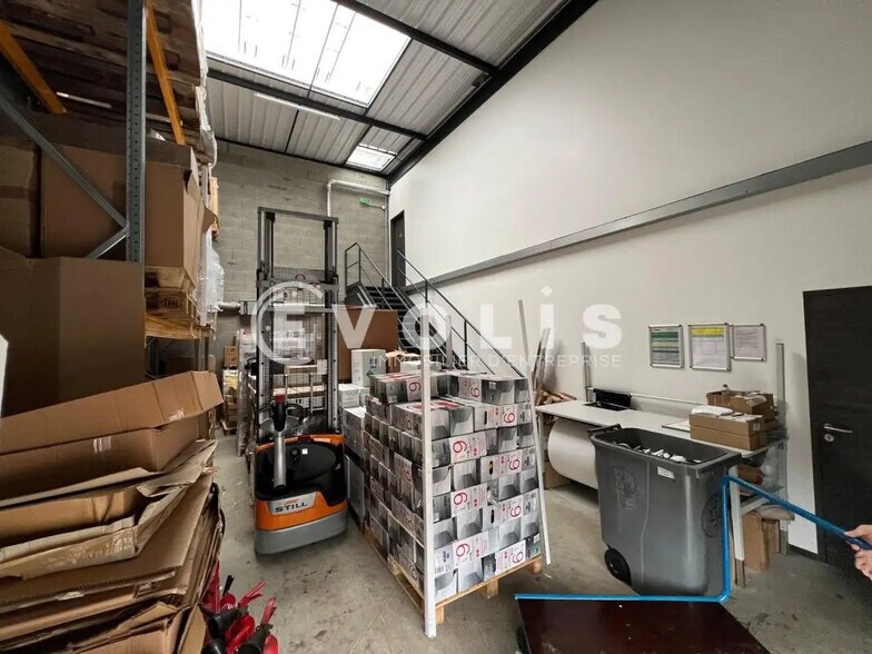 Flex in Genay for sale - Interior Photo - Image 2 of 6