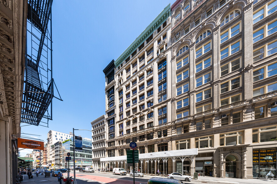 594 Broadway, New York, NY for lease - Primary Photo - Image 1 of 59