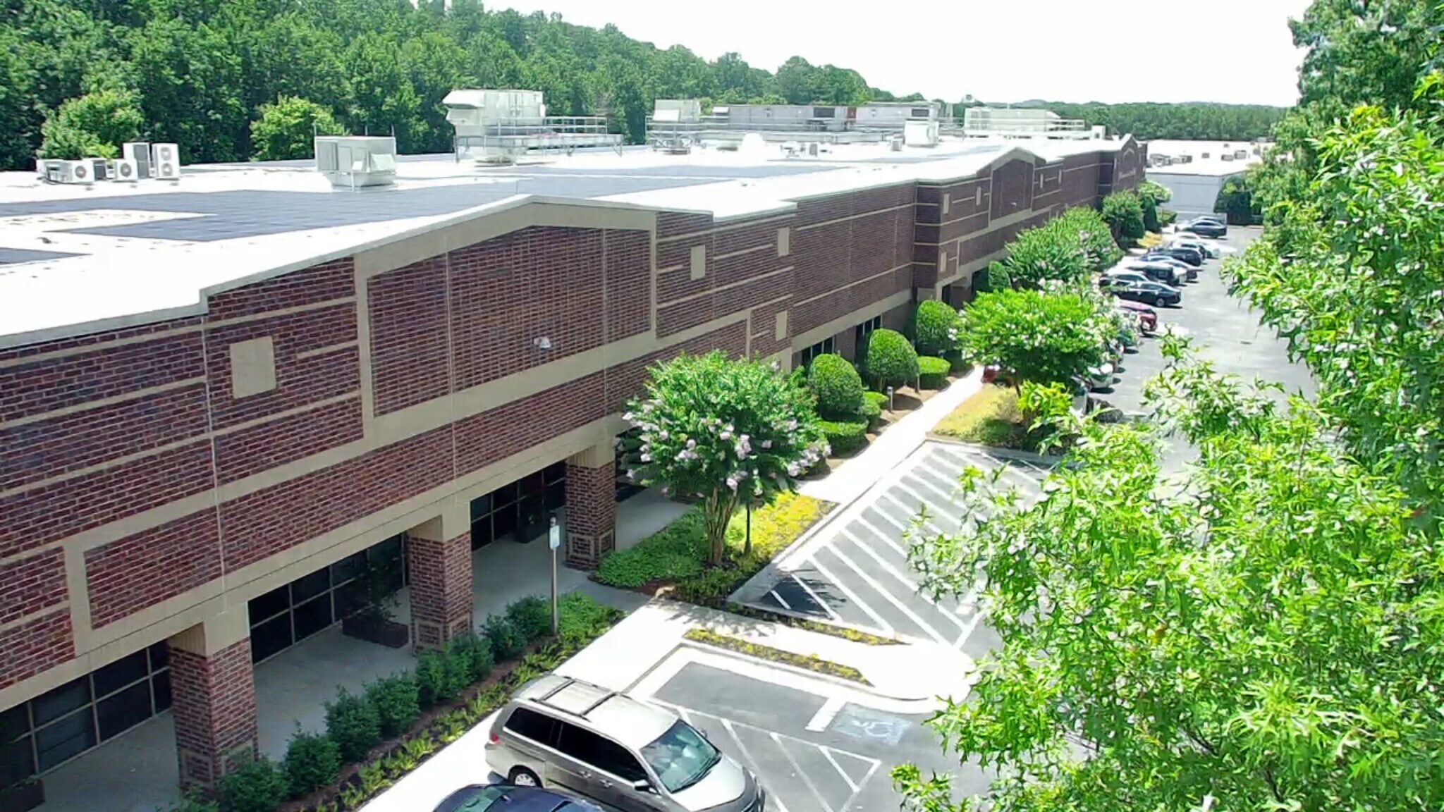 5925 Cabot Pky, Alpharetta, GA à vendre Photo du bâtiment- Image 1 de 1