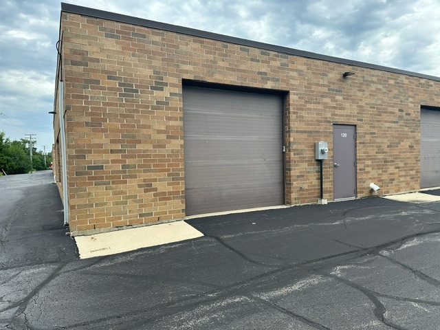 720 Industrial Dr, Cary, IL for sale - Building Photo - Image 2 of 8