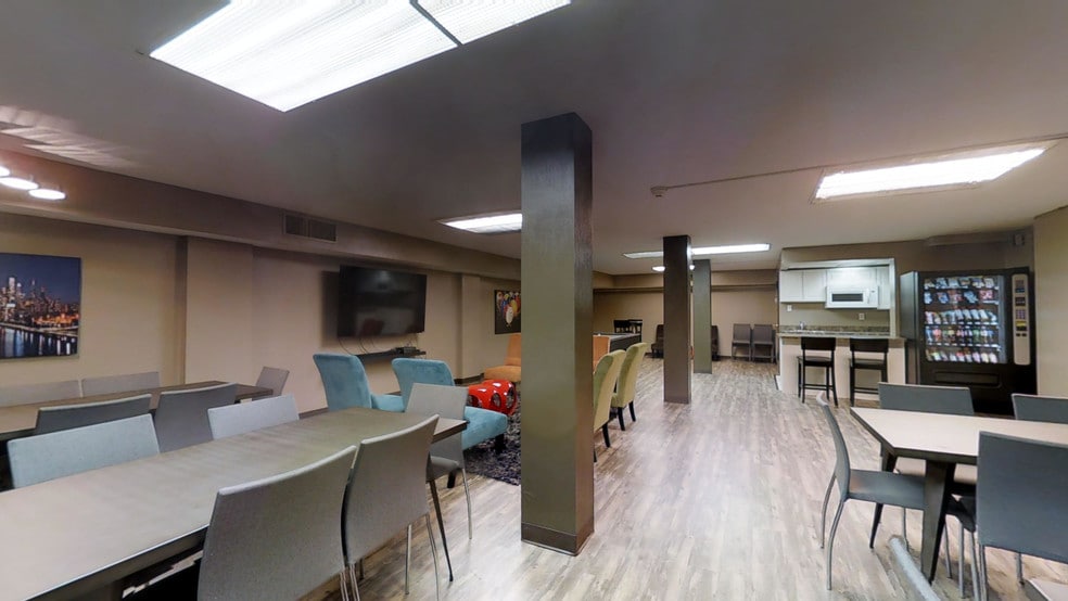 6201 N 10th St, Philadelphia, PA for sale - Matterport 3D Scan - Image 3 of 81