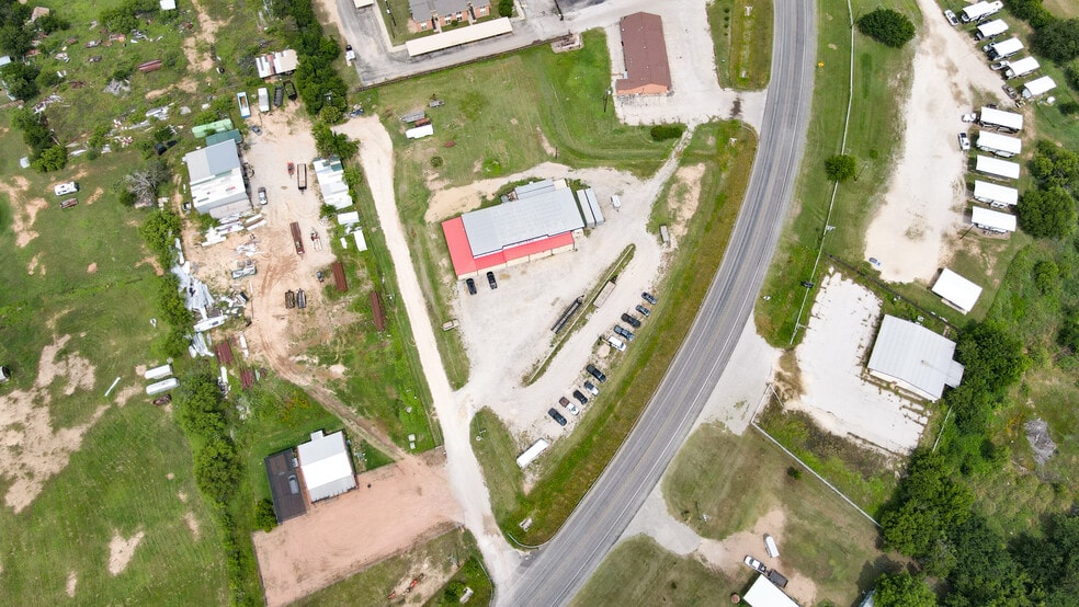 1307 US-84, Coleman, TX à vendre - Photo du bâtiment - Image 3 de 41