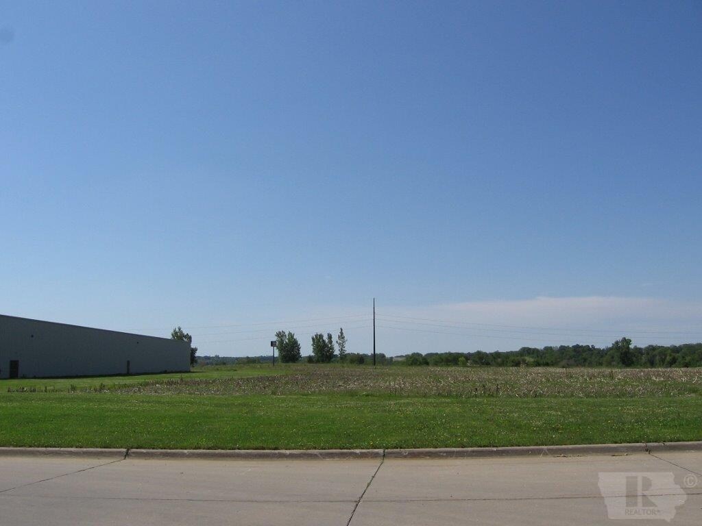 804 W Iowa Ave, Marshalltown, IA for sale Primary Photo- Image 1 of 1