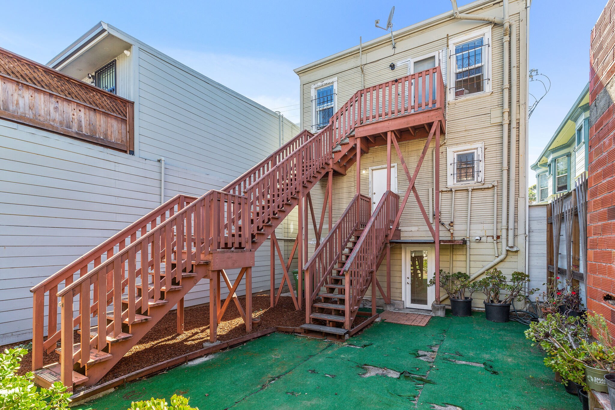 4722 Shattuck Ave, Oakland, CA à vendre Photo principale- Image 1 de 51