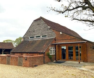 More details for Dowlands Ave, Smallfield - Office for Lease