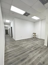 3501 NW 67th St, Miami, FL à louer Photo intérieure- Image 2 de 7