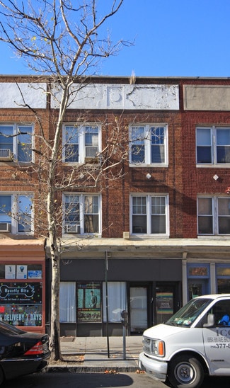 Plus de détails pour 138 Court St, Brooklyn, NY - Commerce de détail à louer