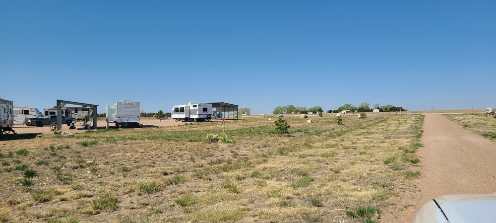 71420 Ventures Wy, Trenton, NE à vendre - Photo du bâtiment - Image 3 de 14