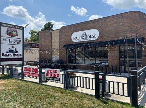 Suburban Chicago Retail portfolio portfolio of 2 properties for sale on LoopNet.ca - Primary Photo - Image 2 of 2