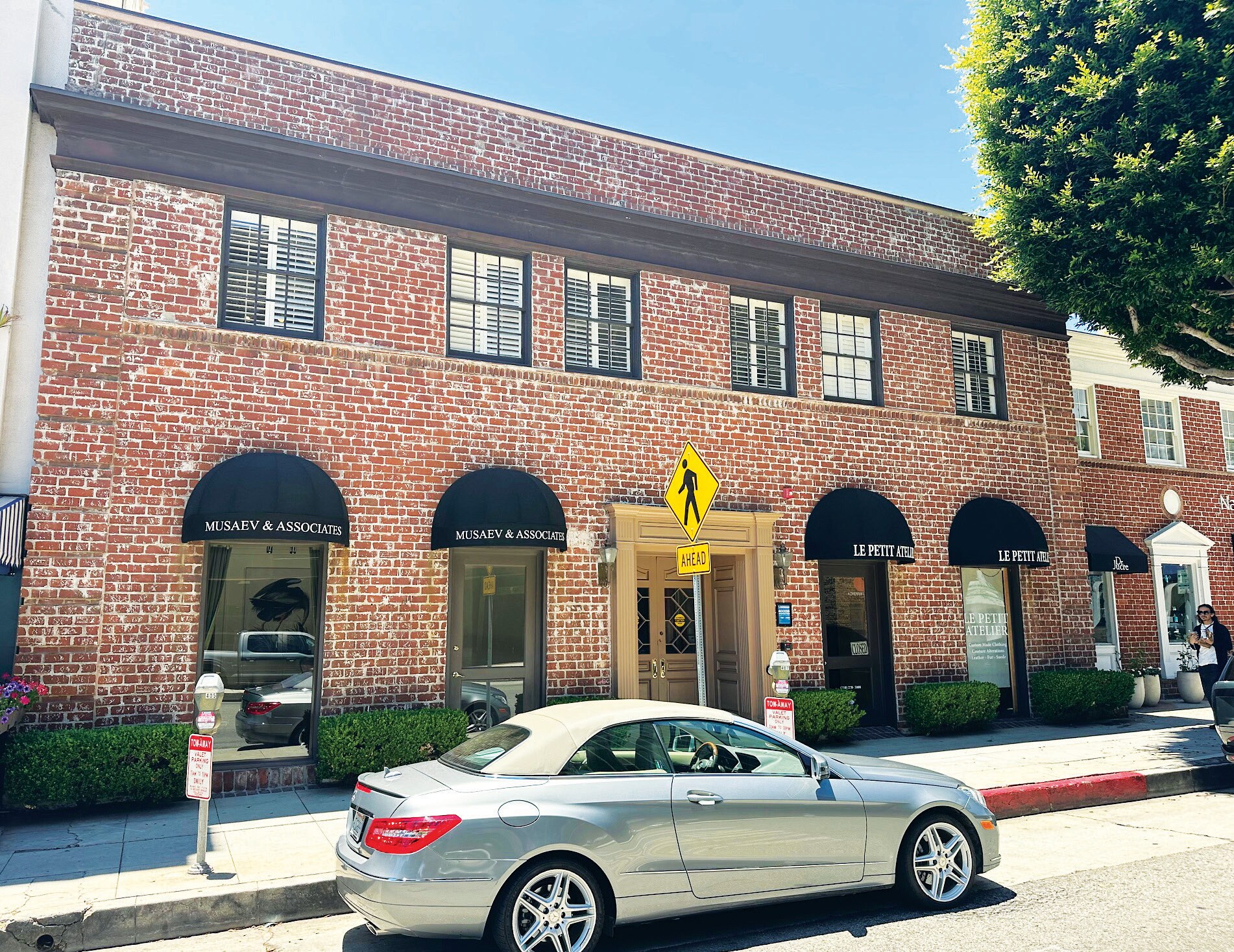 409 N Camden Dr, Beverly Hills, CA à louer Photo du bâtiment- Image 1 de 12