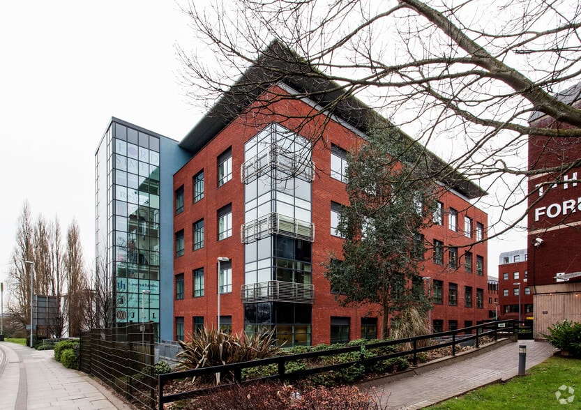 Southernhay Gdns, Exeter for lease - Building Photo - Image 1 of 29