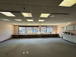 301 W 1st St, Dayton, OH for lease Interior Photo- Image 2 of 20
